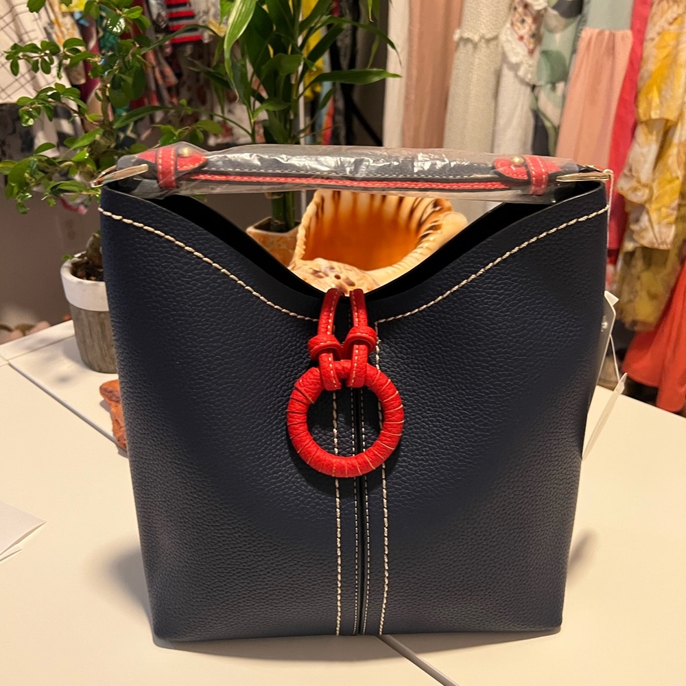 Vegan leather bags 💼 made from plant